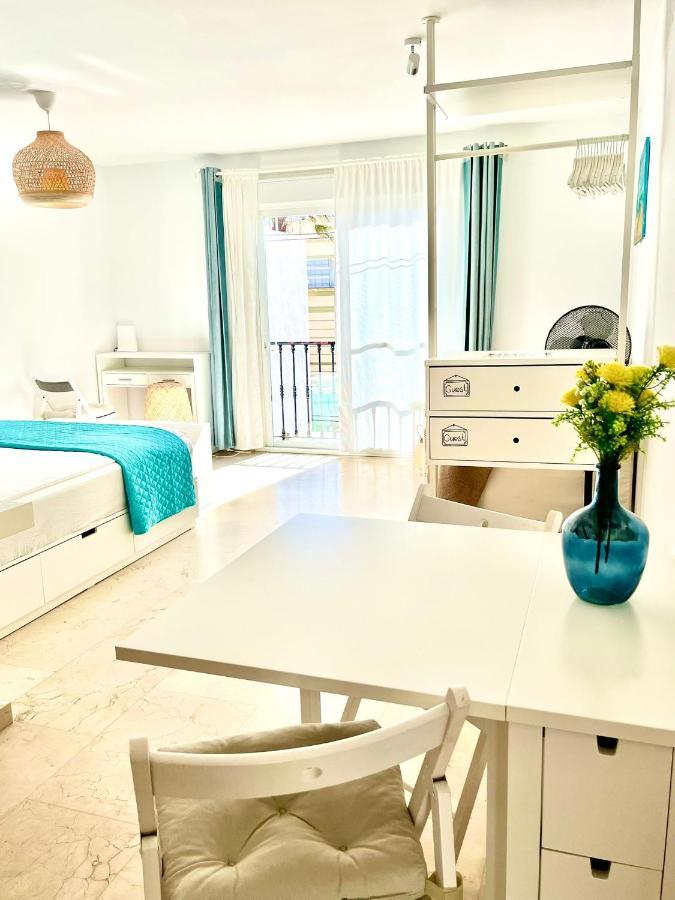 Cozy Central Studio With Terrace Тарифа Екстериор снимка